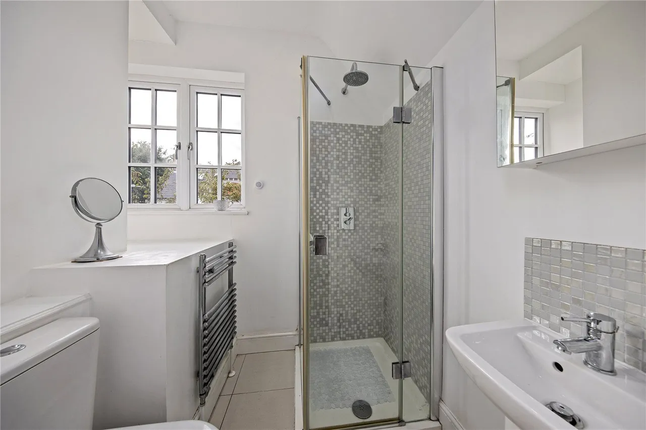 Holmesdale Avenue, East Sheen, SW14, photo 10