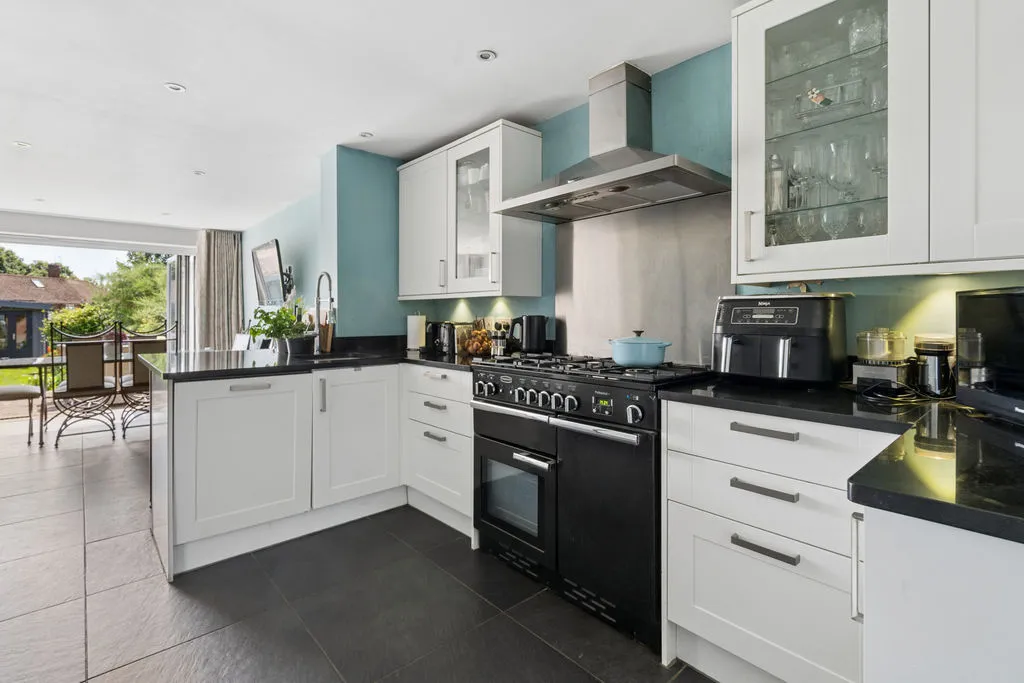 Elizabeth Road, Marlow SL7 3JQ, photo 5