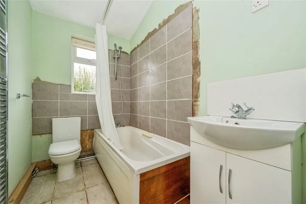 Station Road, Marchington, UTTOXETER, photo 11