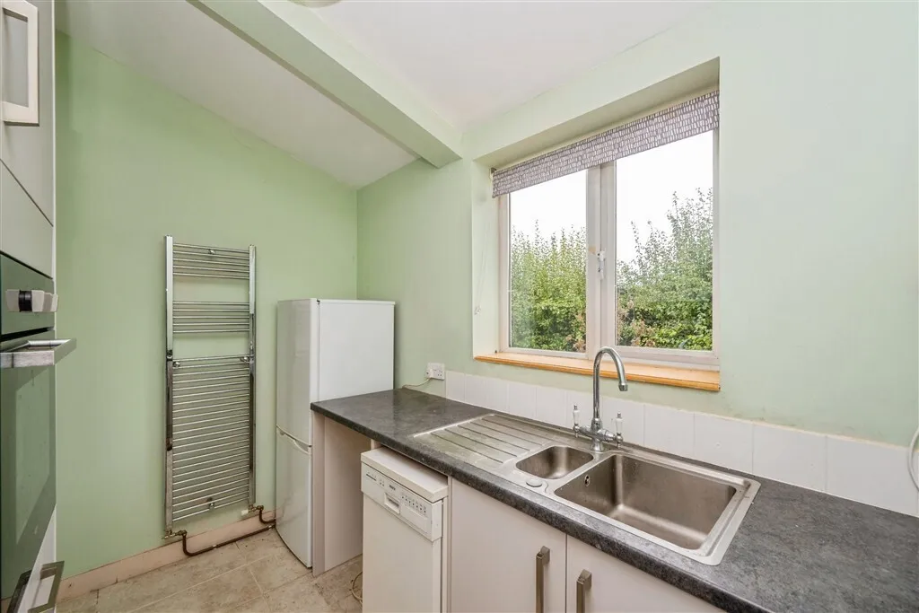 Station Road, Marchington, UTTOXETER, photo 4