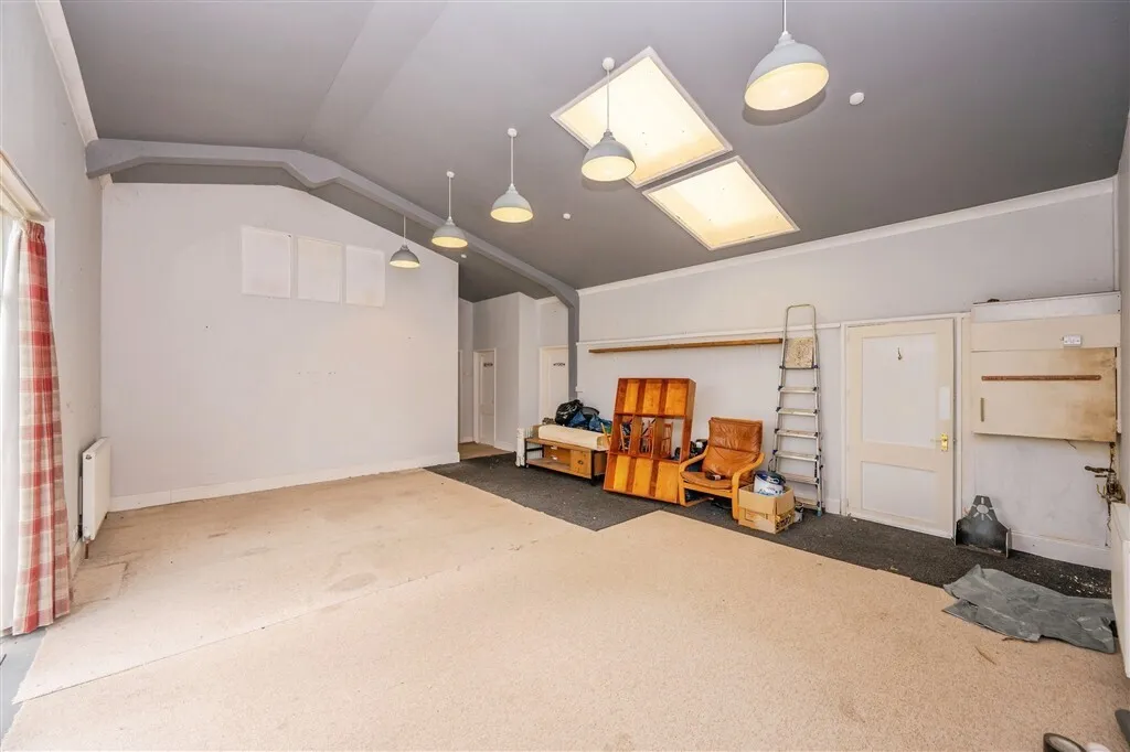 Station Road, Marchington, UTTOXETER, photo 9