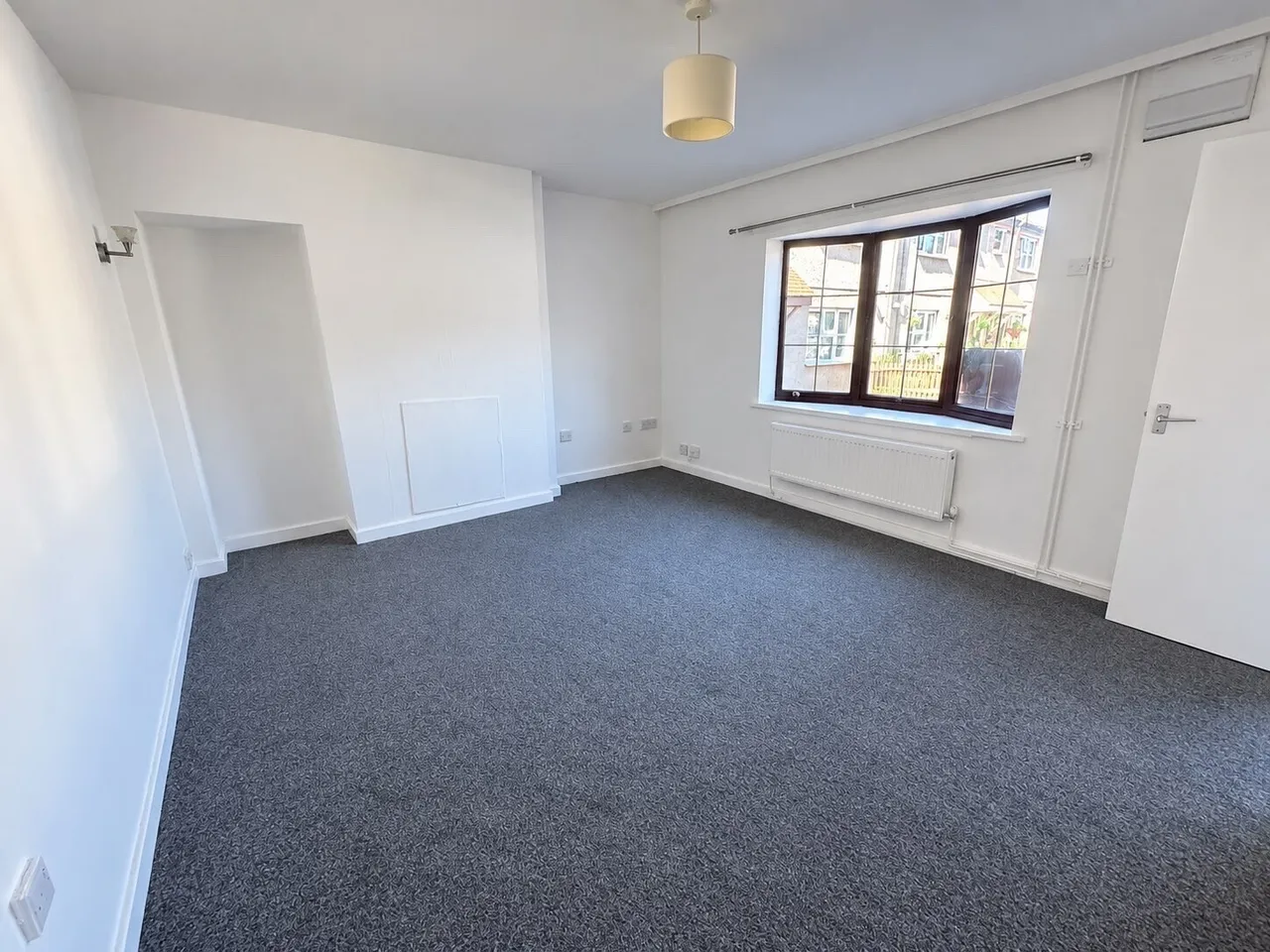 3 bed property to rent, Powell Place, Bilston, WV14