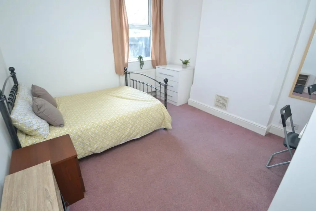 Loughborough Road, West Bridgford, NG2, photo 6