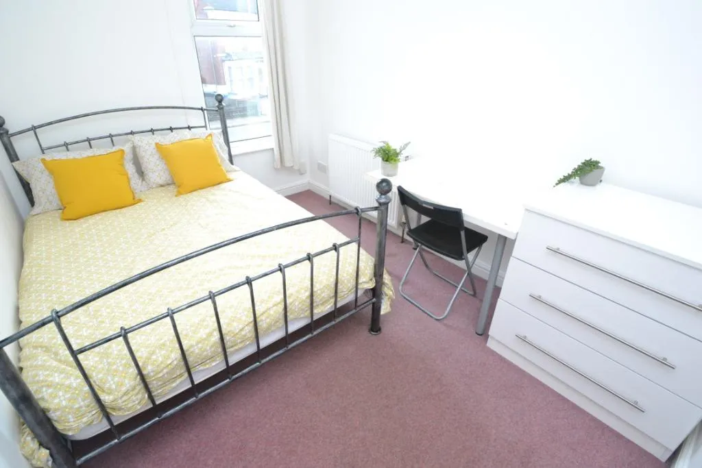 Loughborough Road, West Bridgford, NG2, photo 8