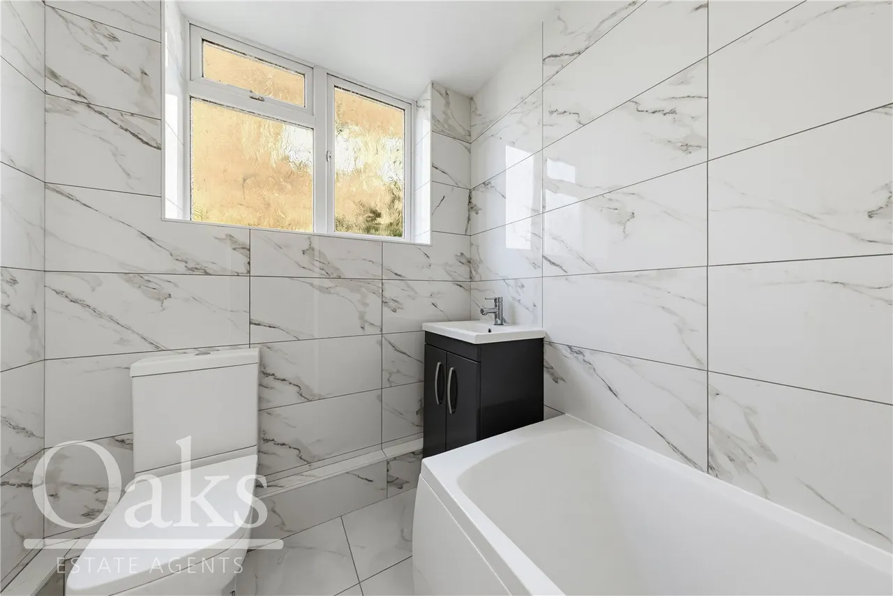 Averil Grove, Streatham, SW16, photo 6