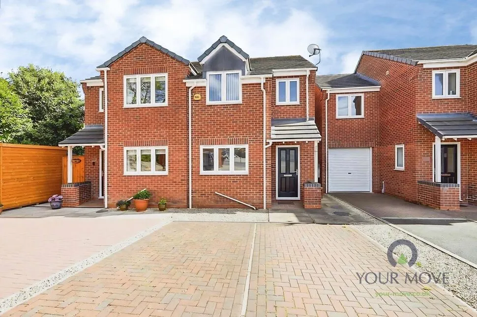 3 bed house for sale, Pingle Place, Swadlincote, DE11