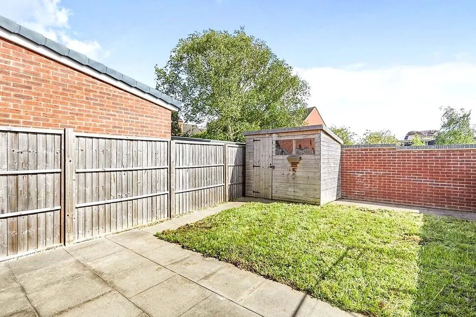 Pingle Place, Swadlincote, DE11, photo 6