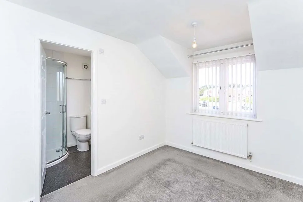 Pingle Place, Swadlincote, DE11, photo 8