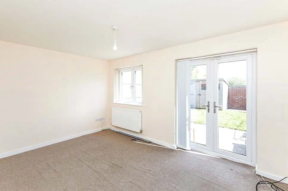 Pingle Place, Swadlincote, DE11, photo 3