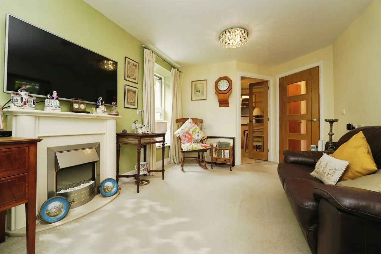 Victoria Road, Malvern, WR14, photo 16