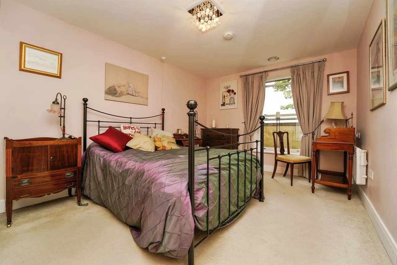 Victoria Road, Malvern, WR14, photo 18