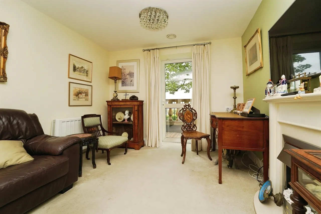 Victoria Road, Malvern, WR14, photo 13
