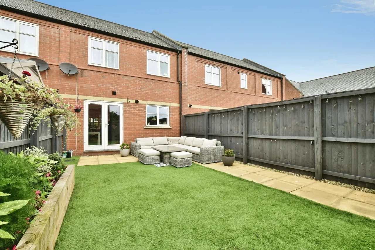 Baskerville Road, Altrincham, WA14, photo 10