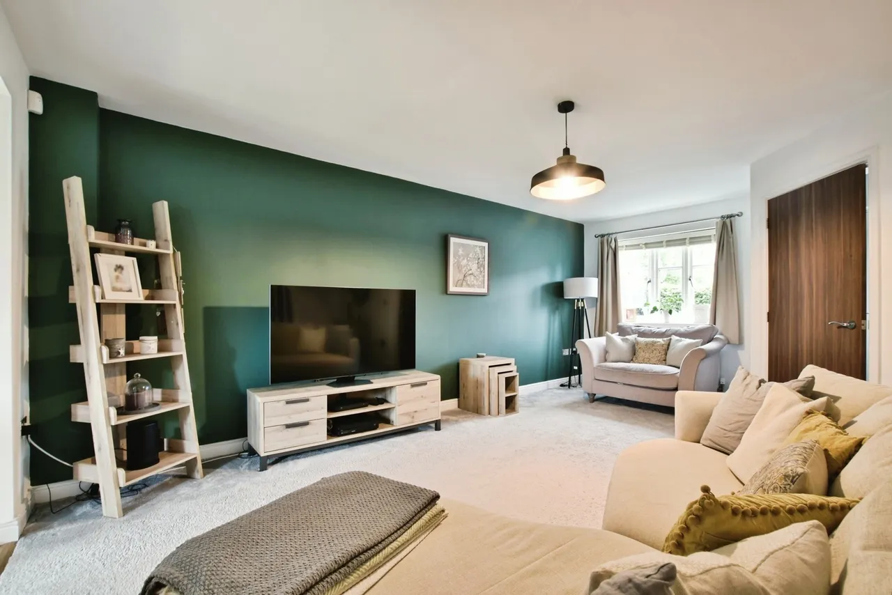 Baskerville Road, Altrincham, WA14, photo 18