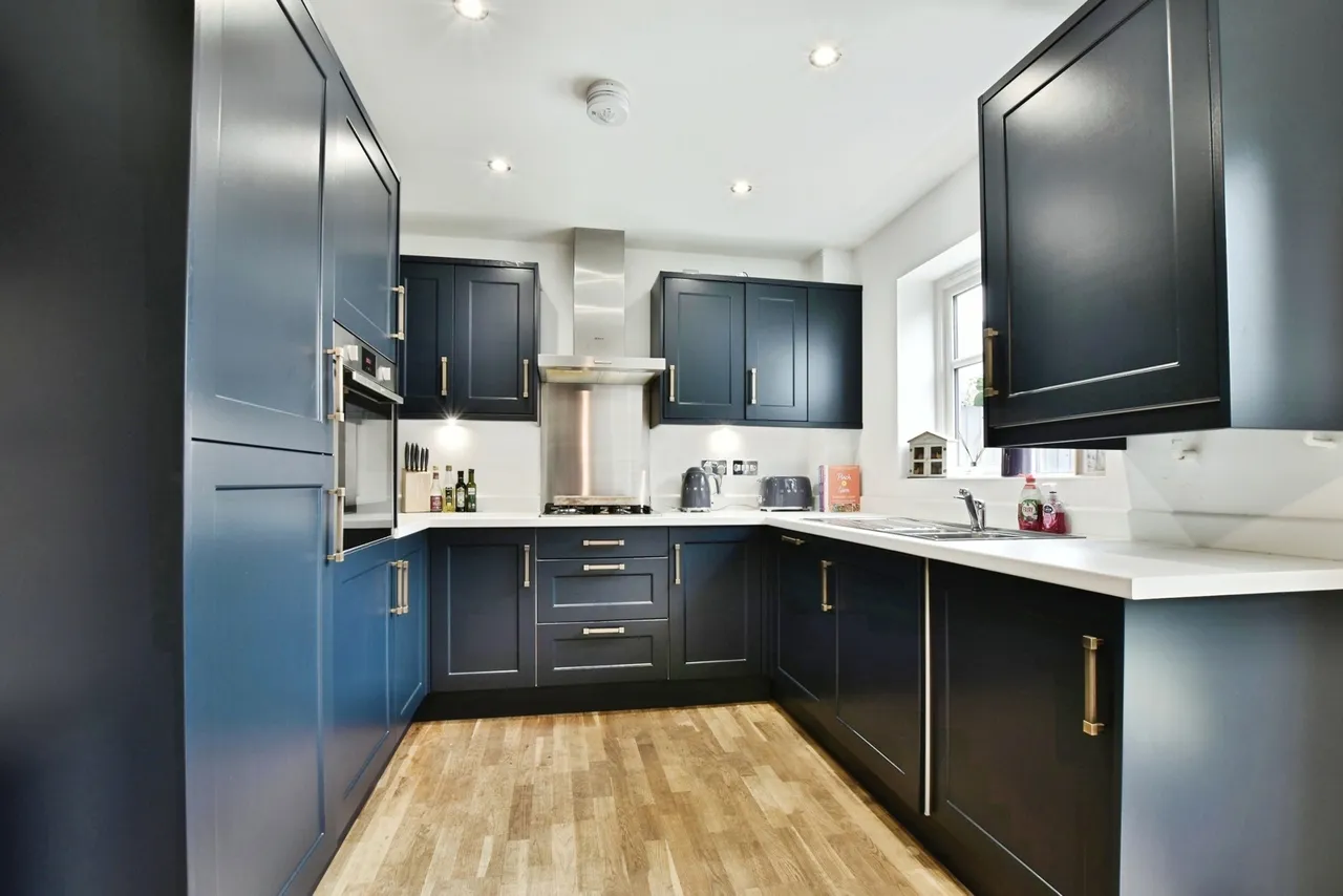 Baskerville Road, Altrincham, WA14, photo 4