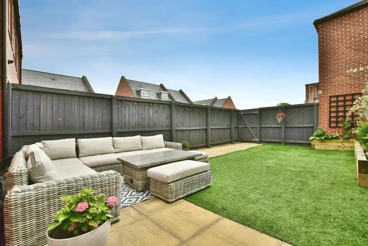 Baskerville Road, Altrincham, WA14, photo 15