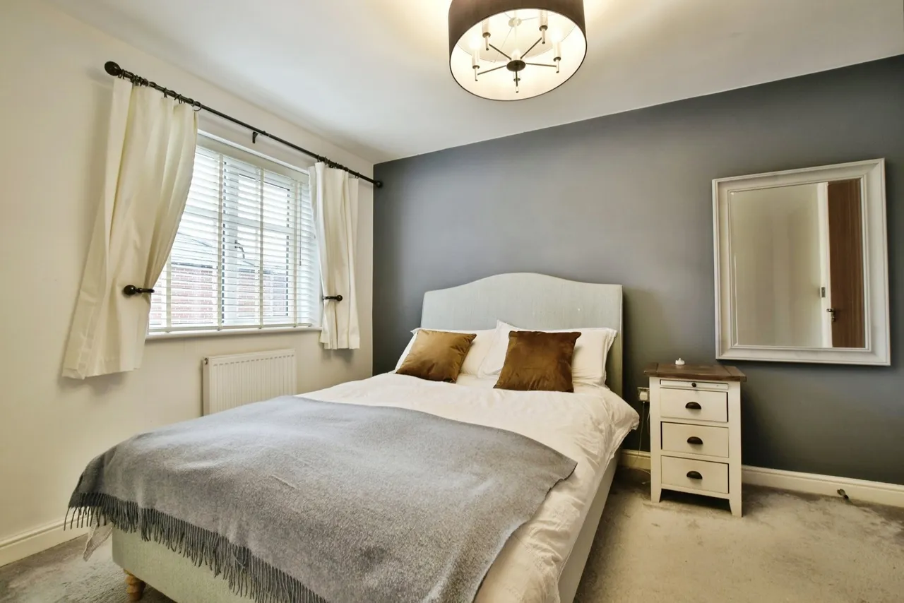 Baskerville Road, Altrincham, WA14, photo 6