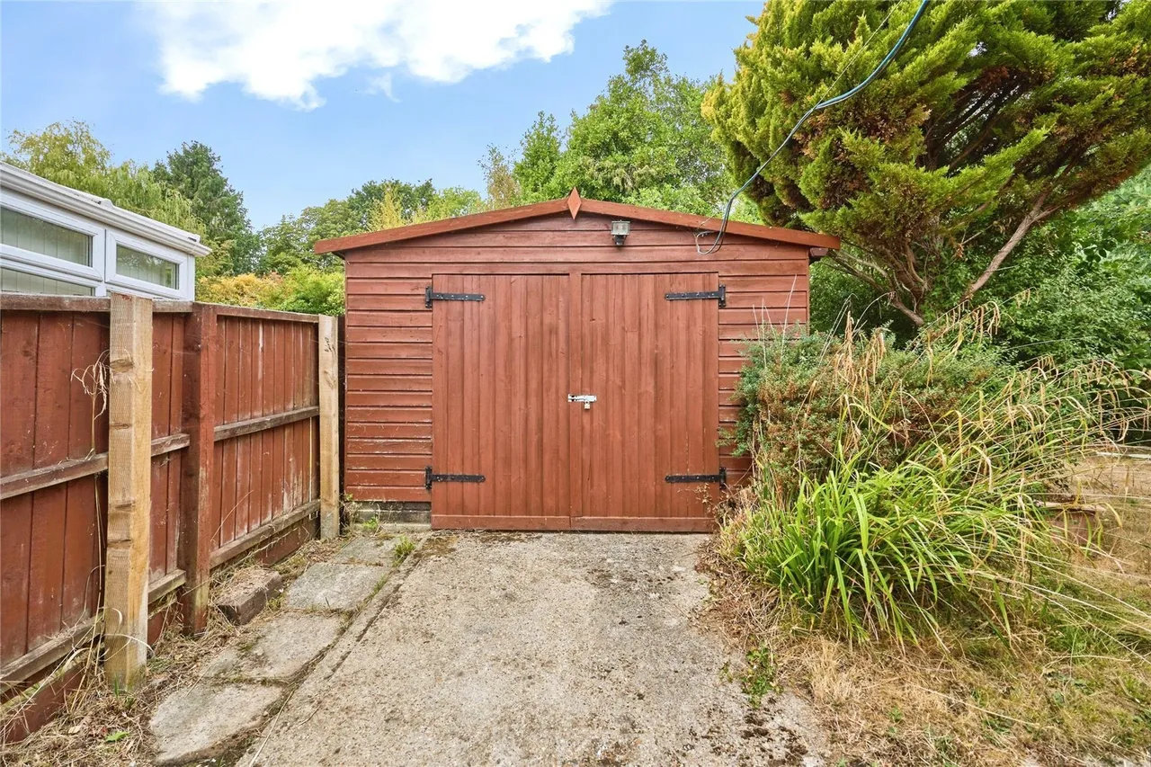 Red Road, Wootton Bridge, PO33, photo 4