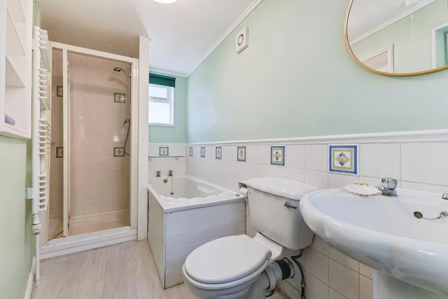 Brighton Road, Surbiton, KT6, photo 15