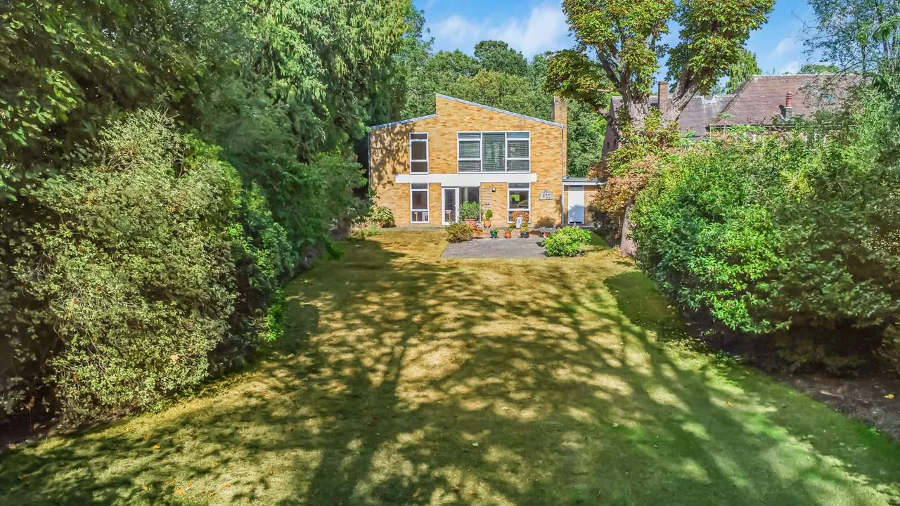 4 bed house for sale, Church Road, Ham, TW10