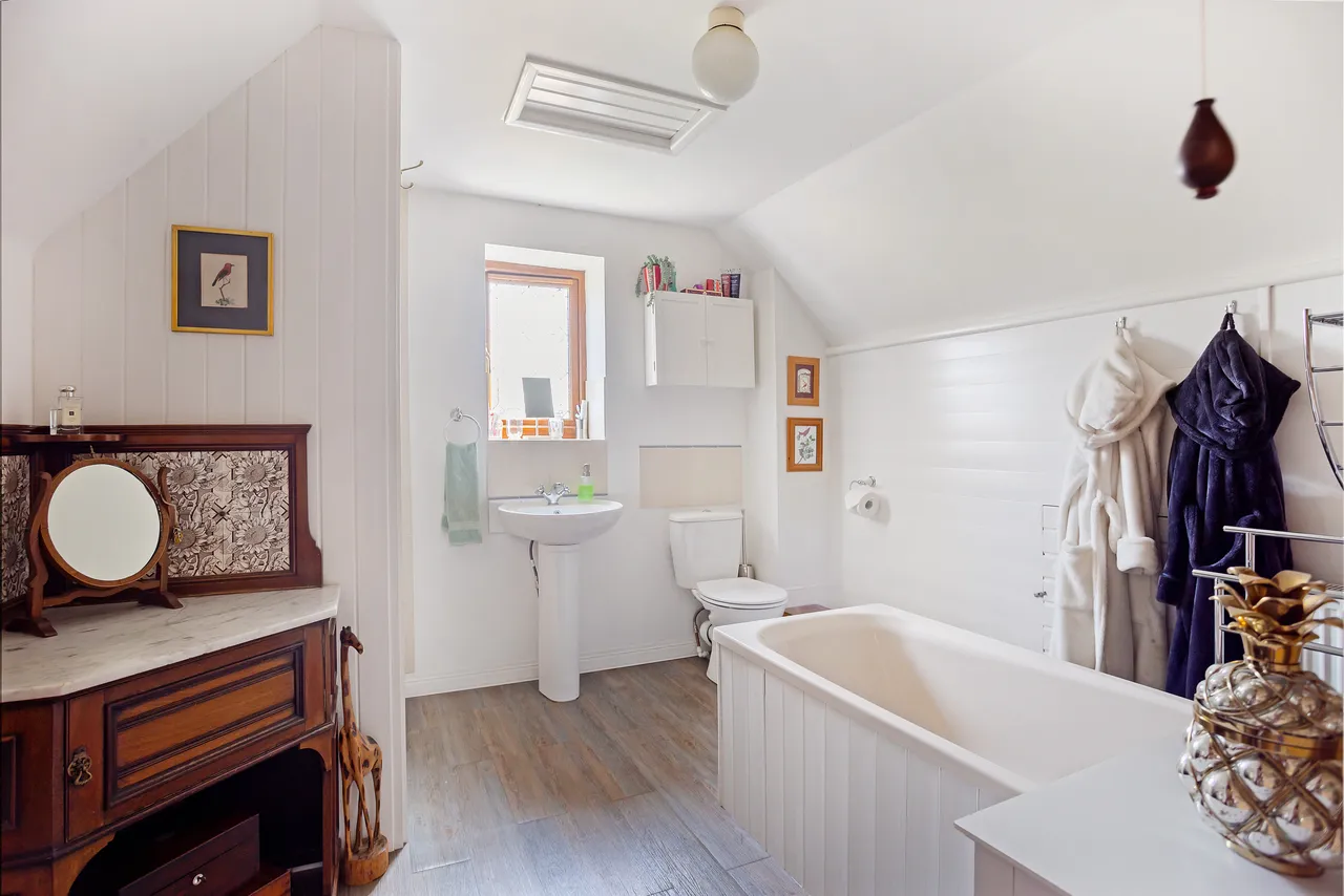 Main Street, Hanwell, OX17, photo 11