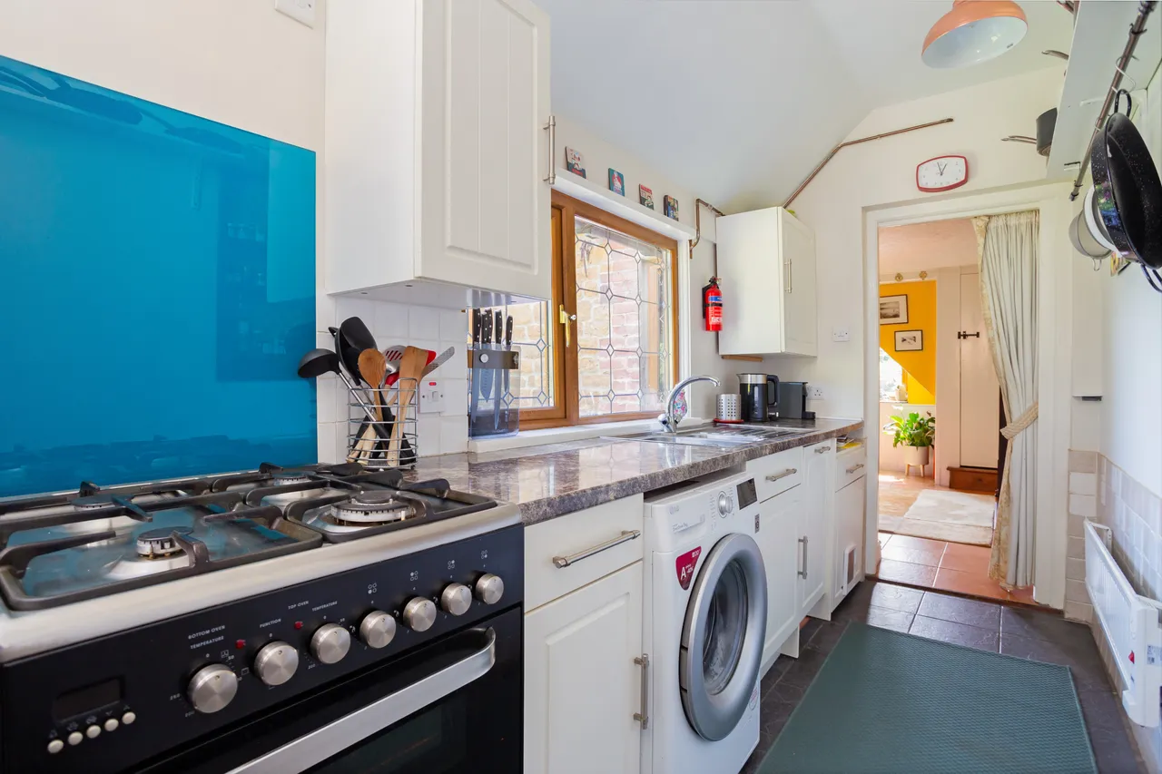 Main Street, Hanwell, OX17, photo 6