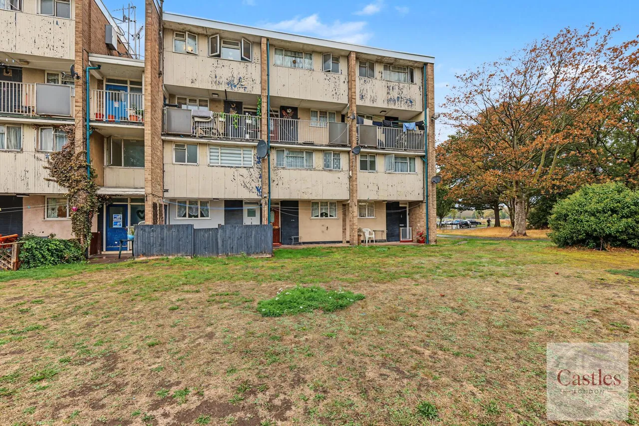 Exeter Road, Enfield, EN3, photo 21