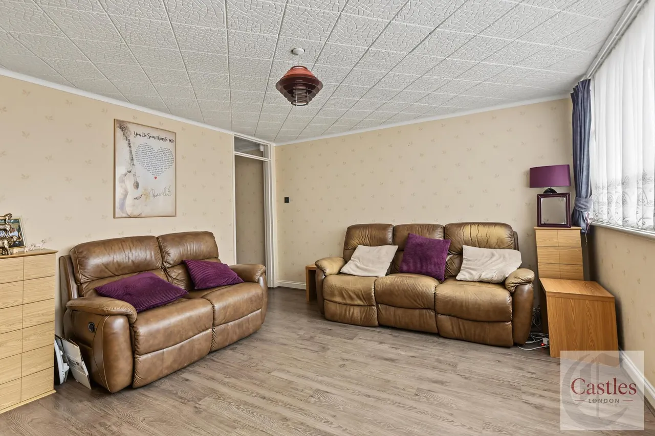 Exeter Road, Enfield, EN3, photo 5