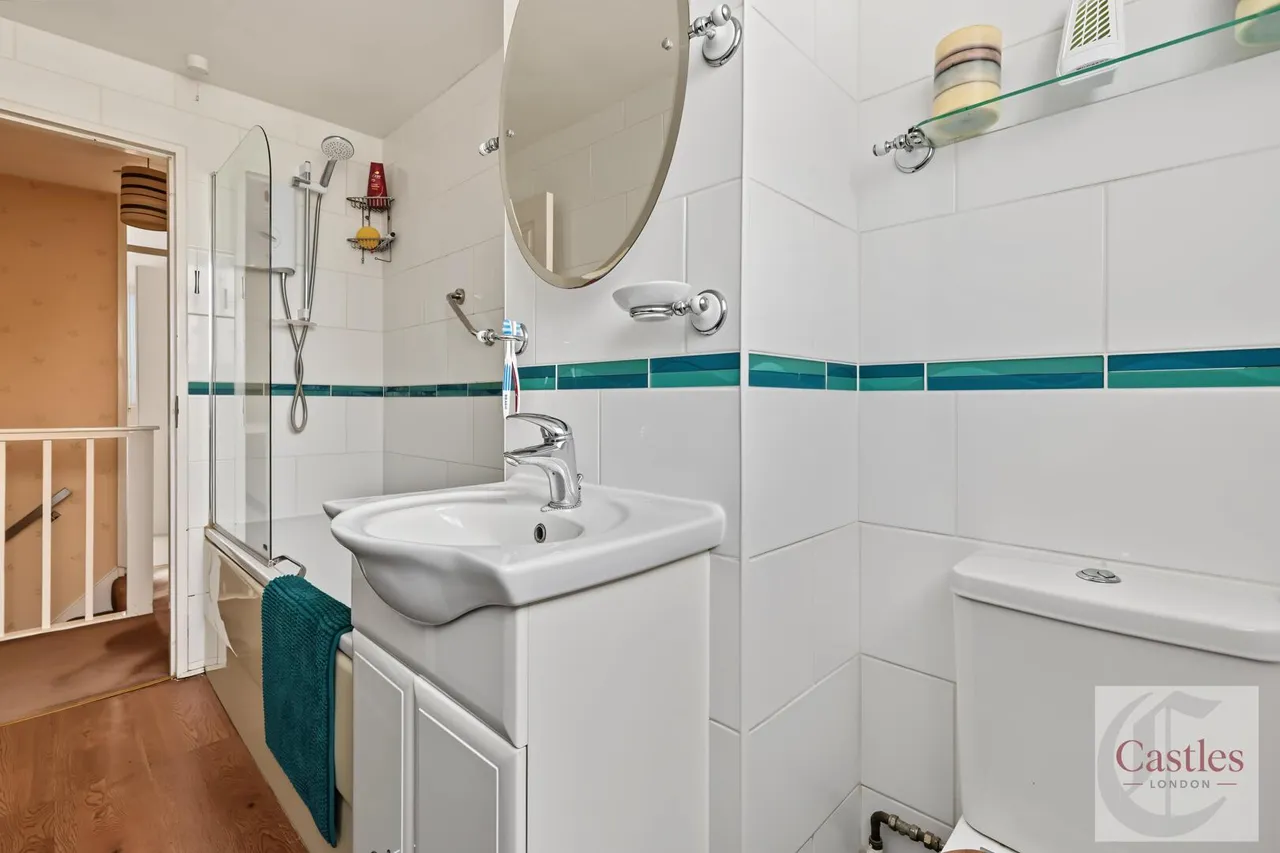 Exeter Road, Enfield, EN3, photo 14