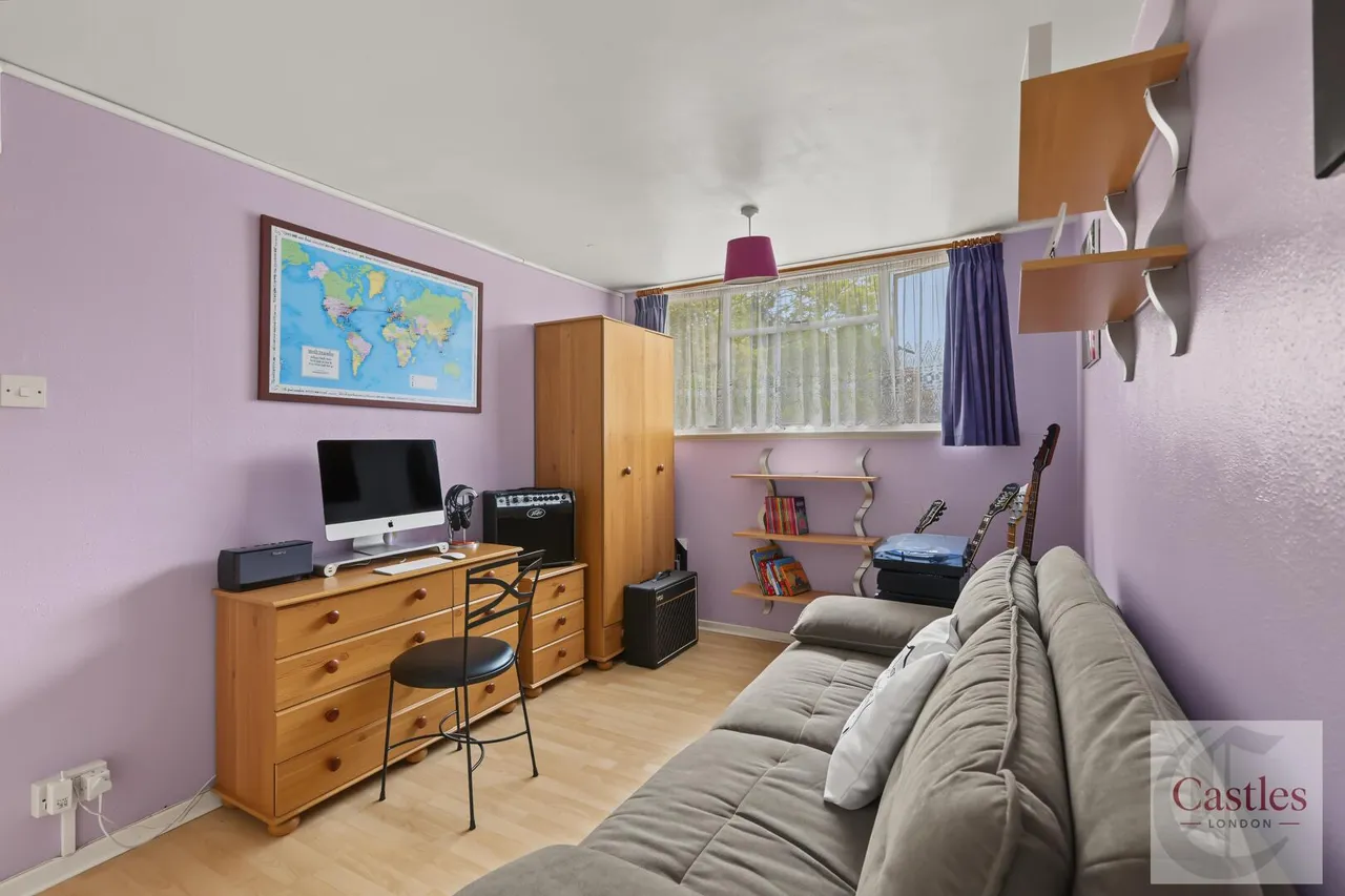 Exeter Road, Enfield, EN3, photo 10
