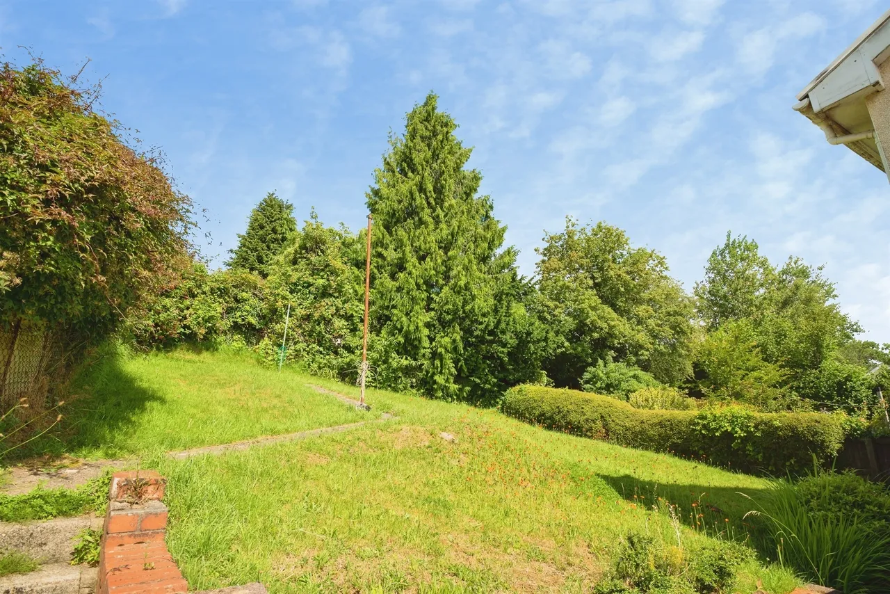 Hawthorn Road, Pontypool, NP4, photo 16