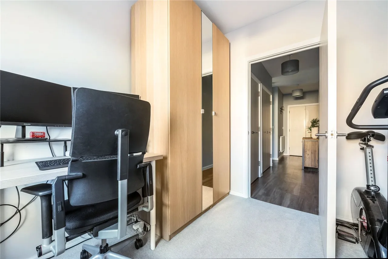 Hera Avenue, Barnet, EN5 2FQ, photo 13