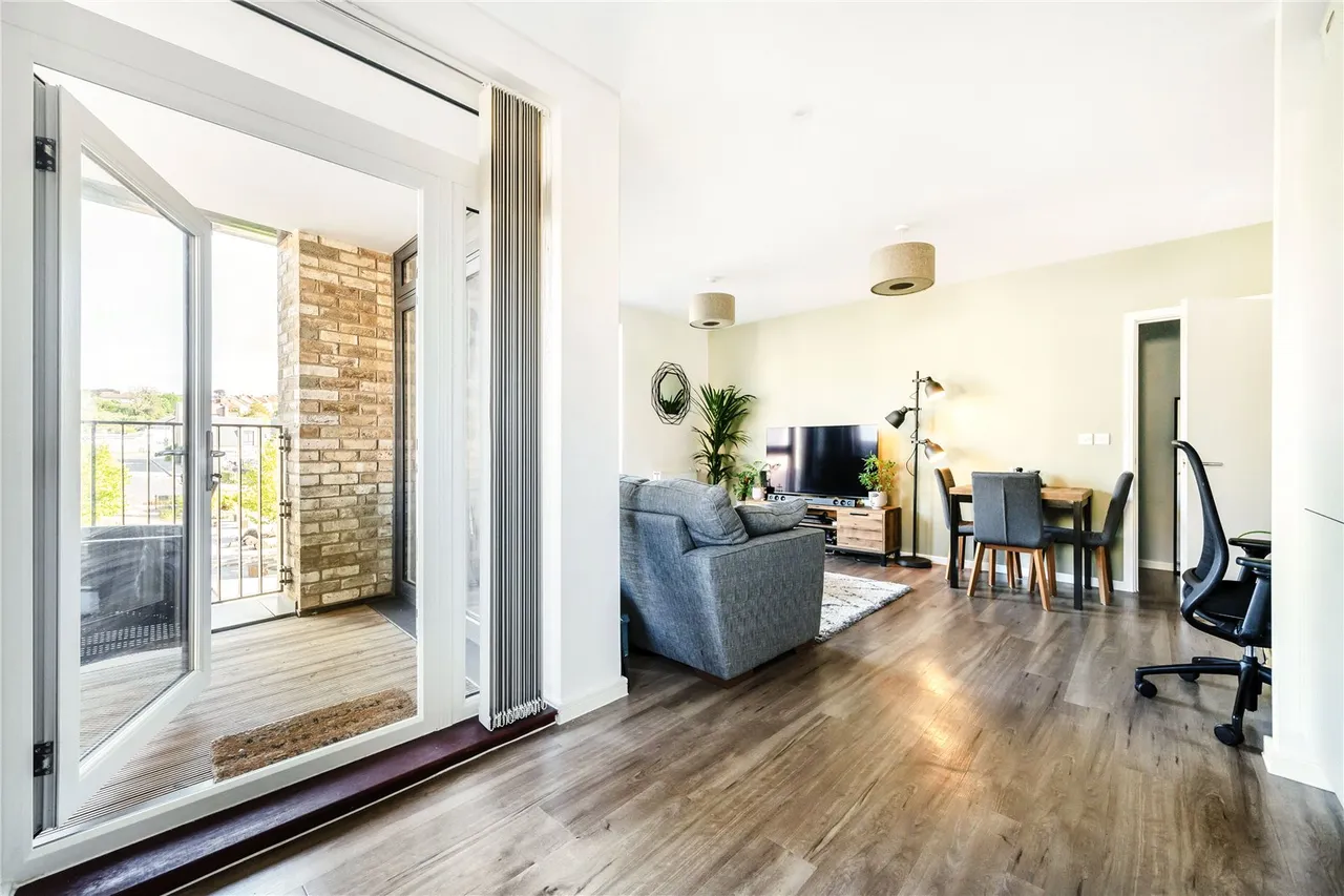 Hera Avenue, Barnet, EN5 2FQ, photo 6