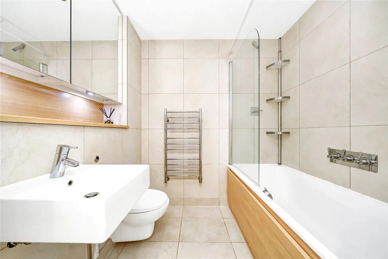 Leman Street, London, E1, photo 11