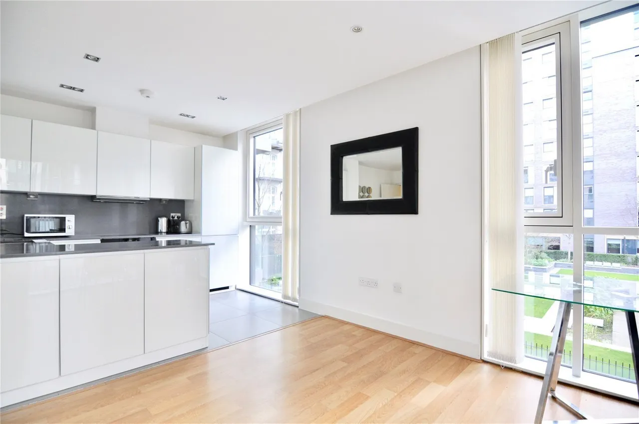Leman Street, London, E1, photo 5
