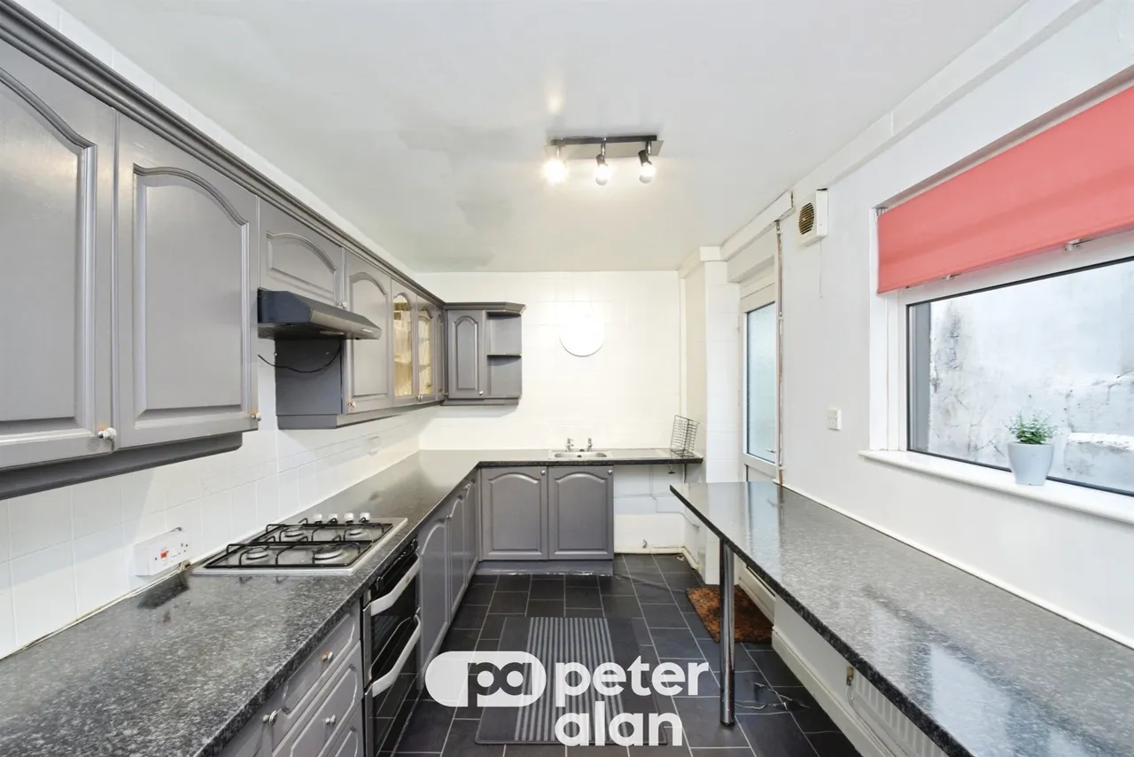 Pentregethin Road, Swansea, SA5, photo 2