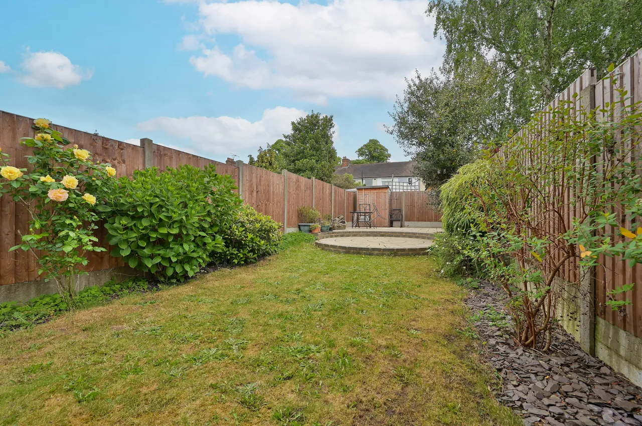 31 Ashdon Road, Bushey, photo 12