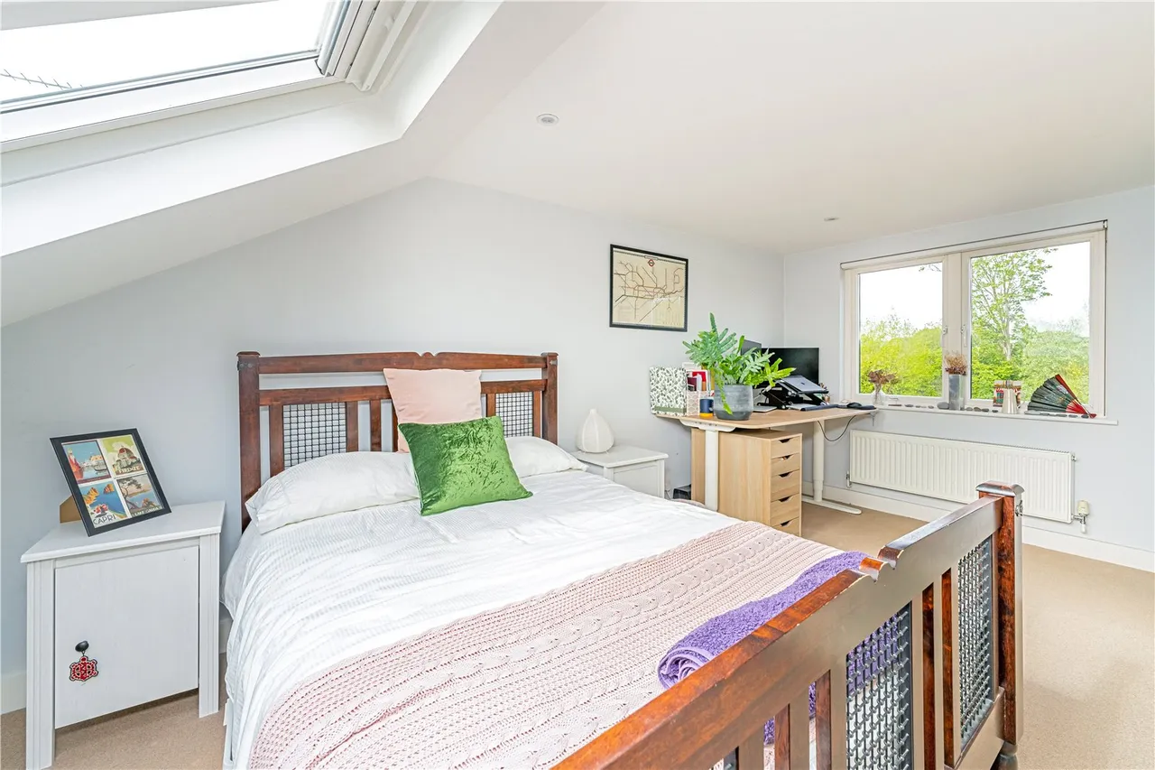 Wolsey Road, Hampton Hill, TW12 1QP, photo 6