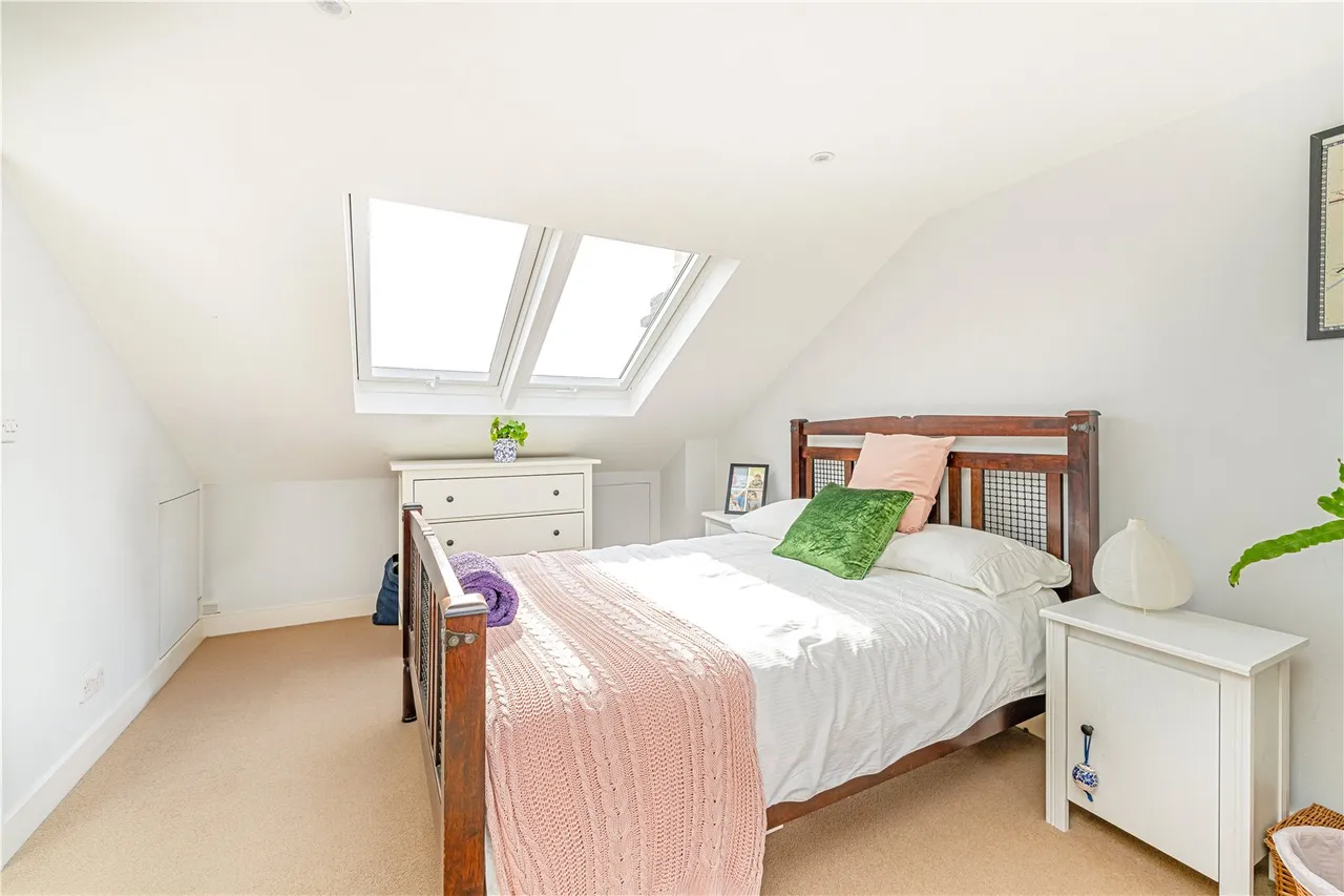 Wolsey Road, Hampton Hill, TW12 1QP, photo 7