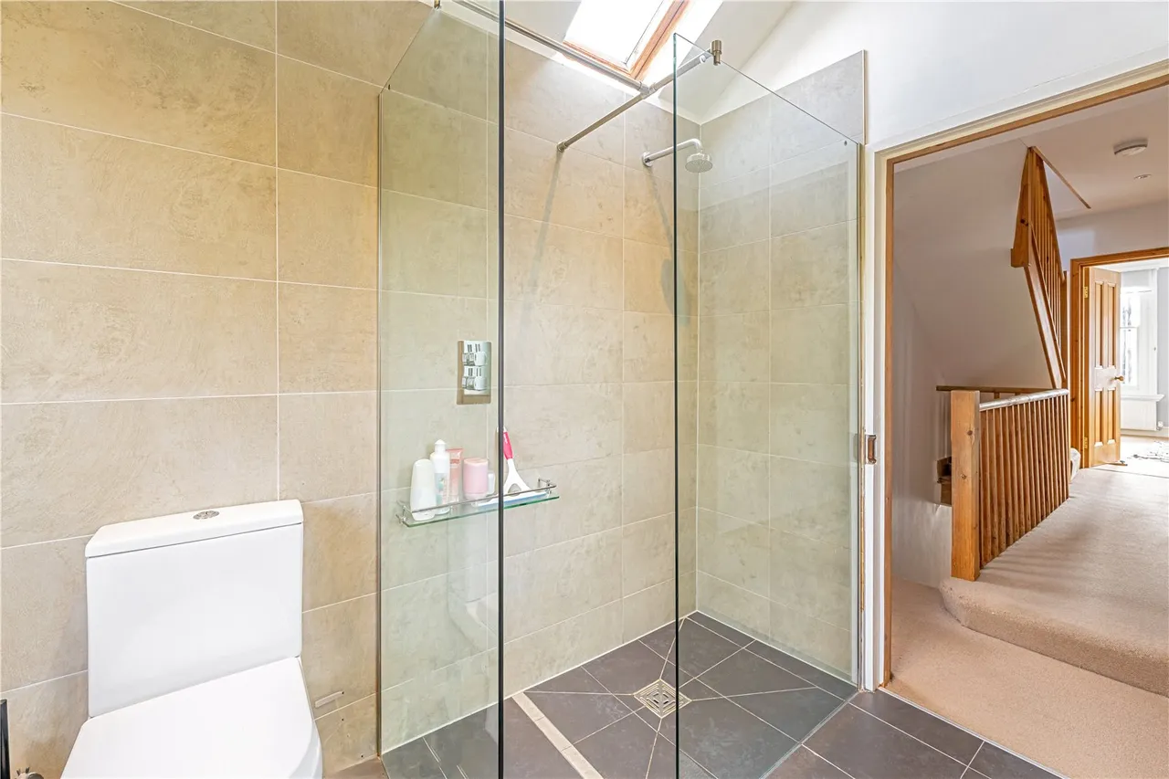 Wolsey Road, Hampton Hill, TW12 1QP, photo 10