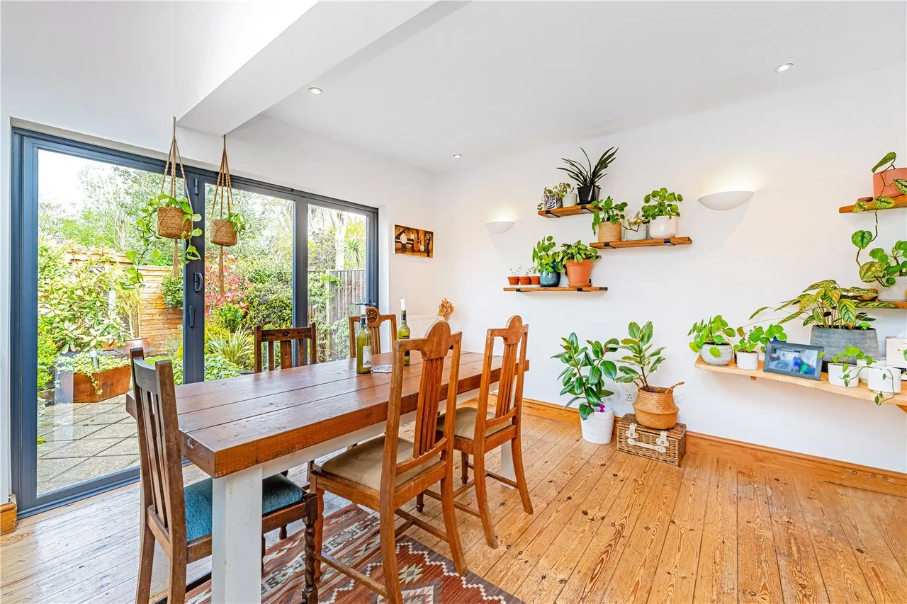Wolsey Road, Hampton Hill, TW12 1QP, photo 5