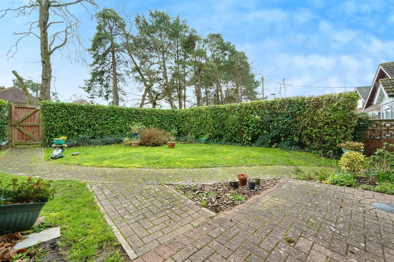 Pine Drive, Southampton, SO18, photo 8