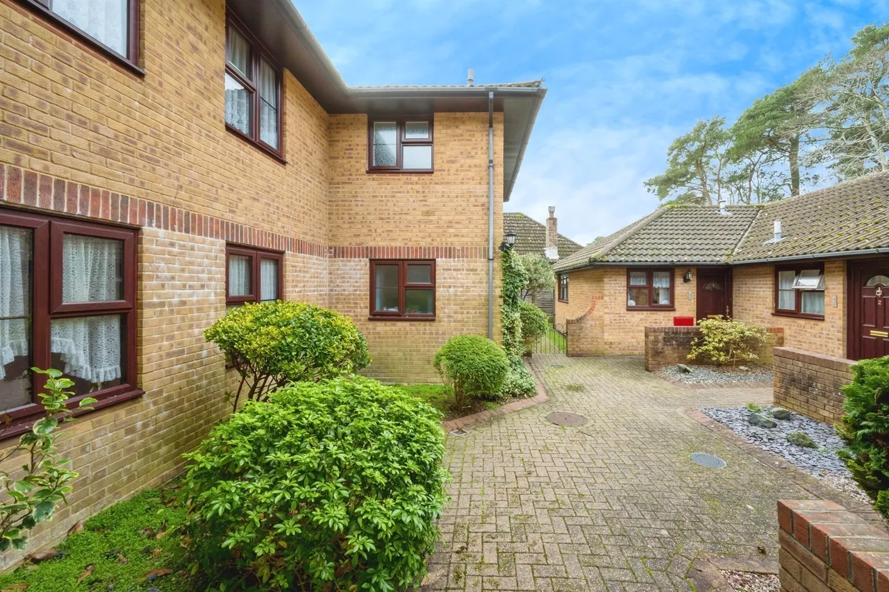 Pine Drive, Southampton, SO18, photo 9