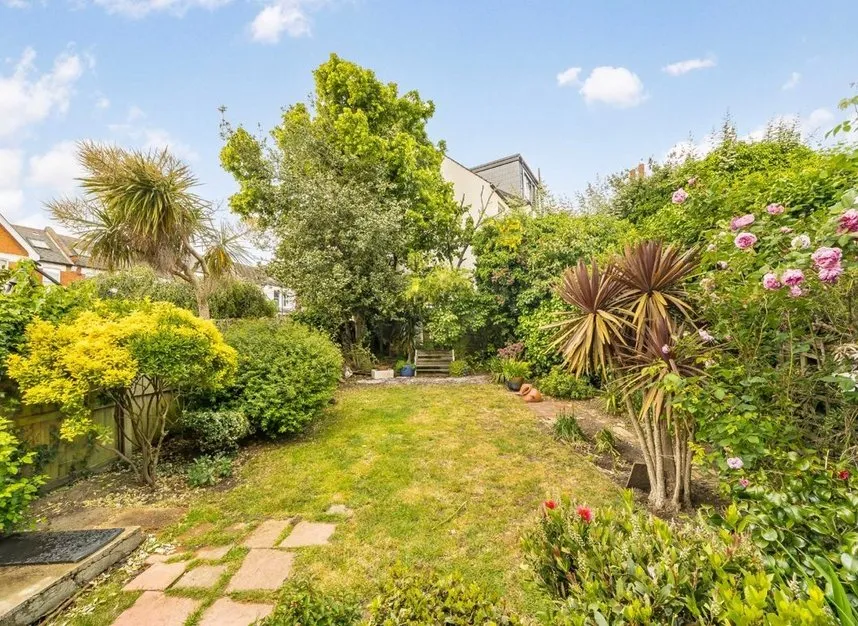 Stapleton Hall Road, Finsbury Park, N4, photo 6