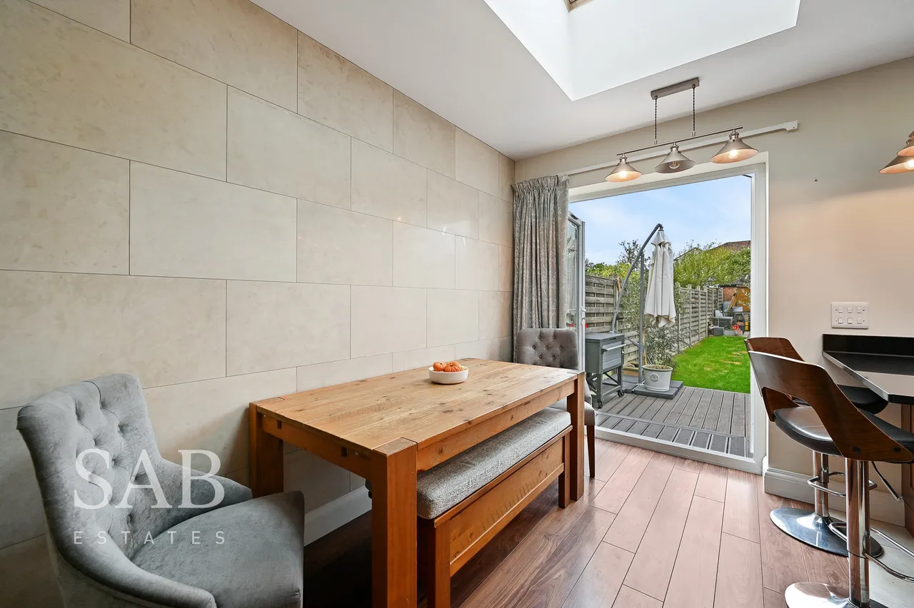 Marnham Crescent, Greenford, UB6, photo 7