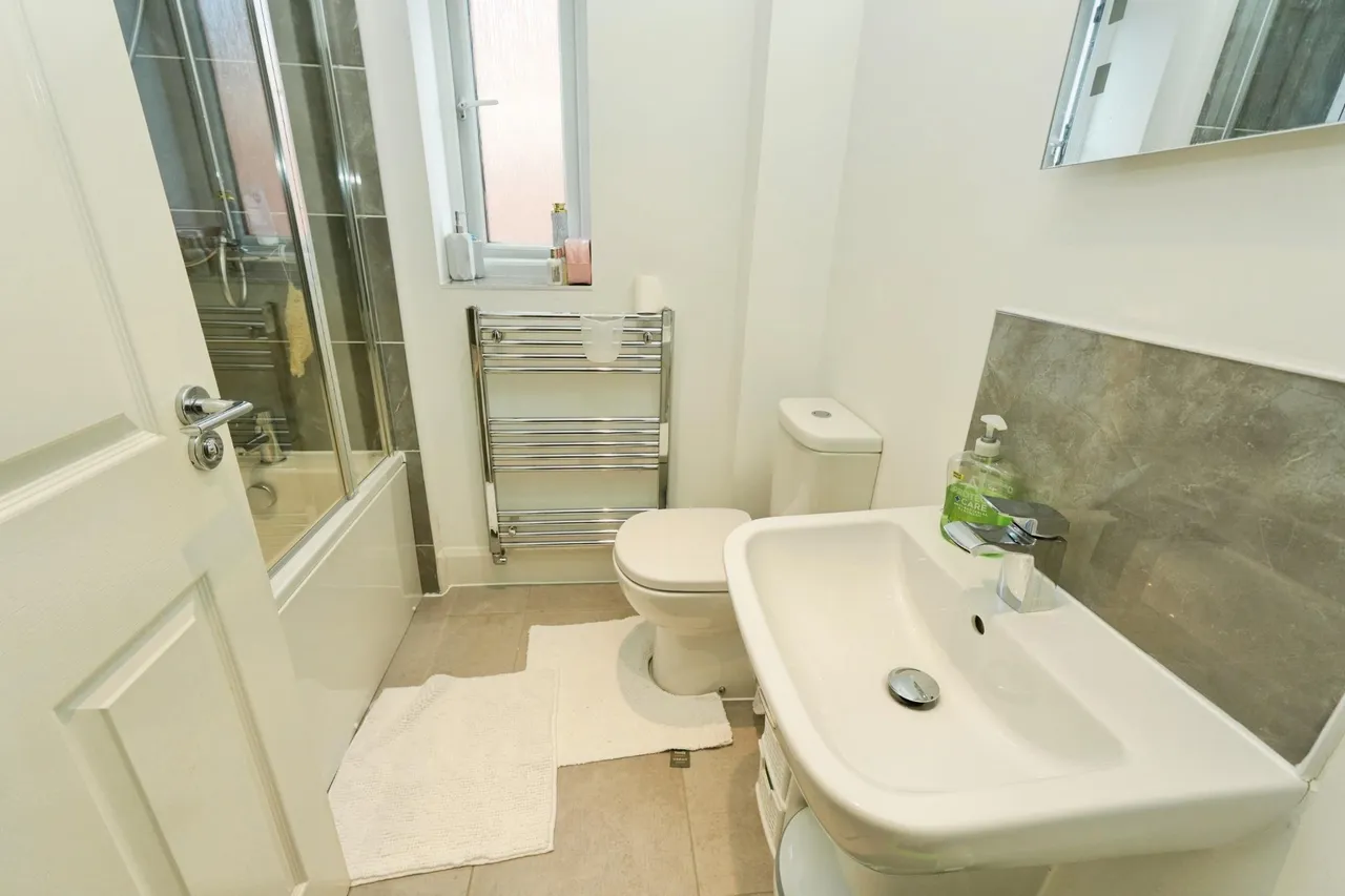 Mill Lane, Oldbury, B69, photo 16