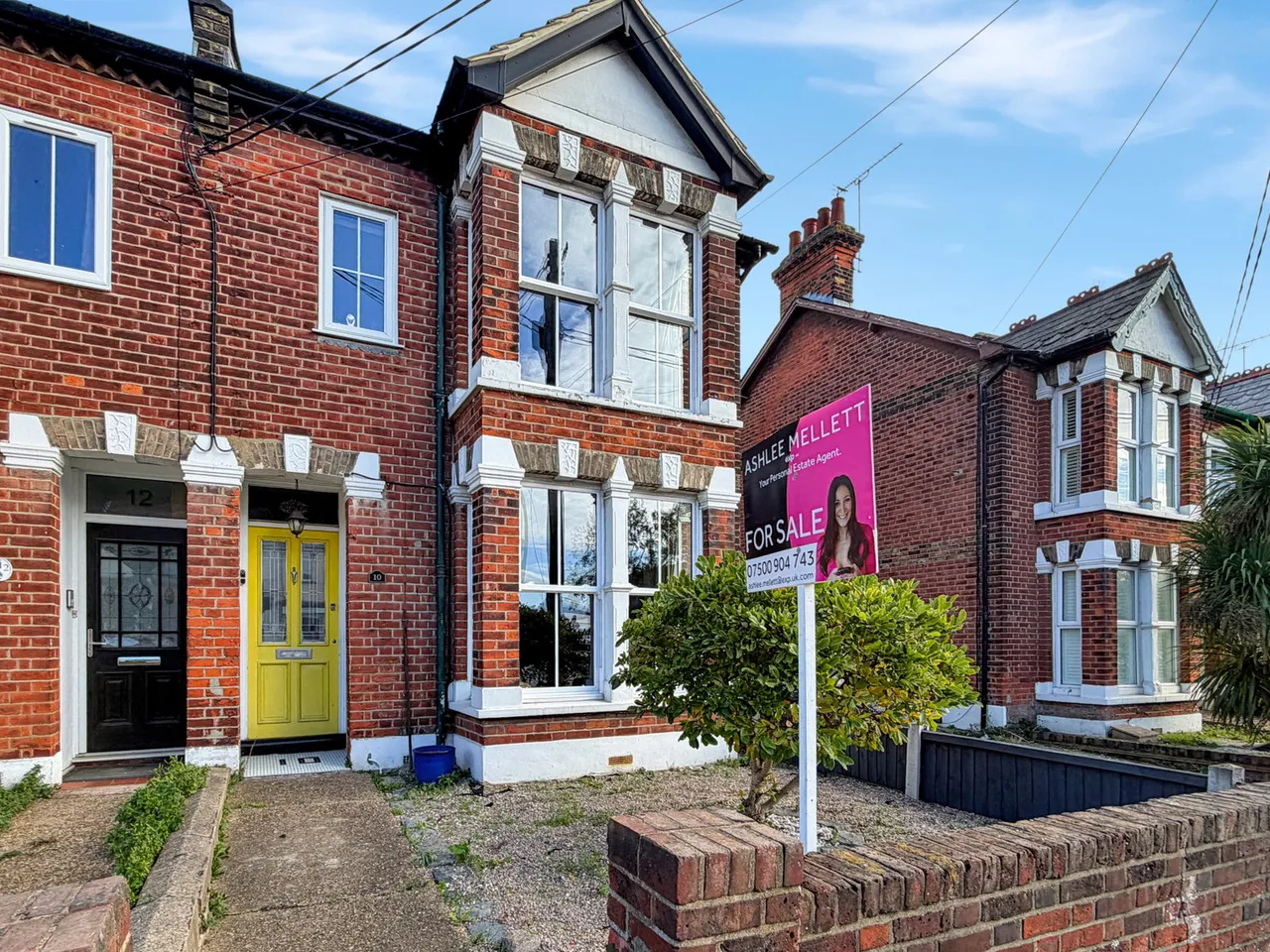 3 bed house for sale, Lampits Hill, Old Corringham, SS17