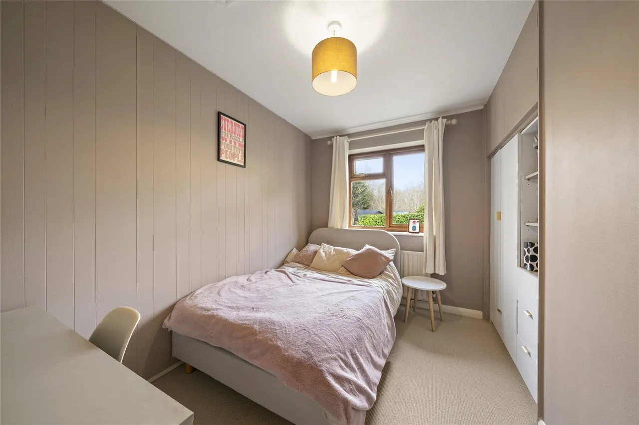 Parkside Close, East Horsley, Leatherhead, Surrey, KT24, photo 12