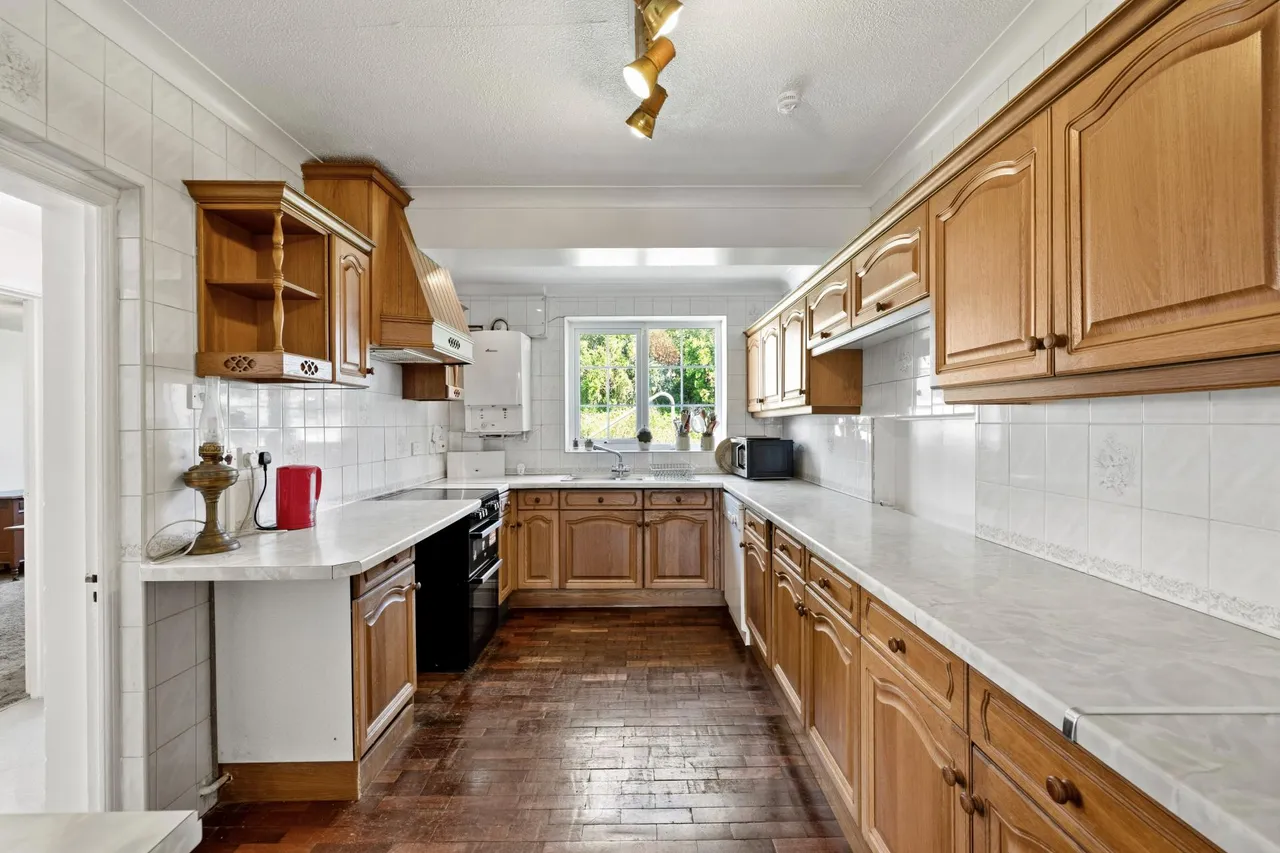 Langland Court Road, Langland, Swansea, SA3, photo 11
