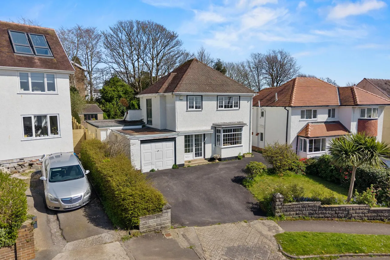 Langland Court Road, Langland, Swansea, SA3, photo 2